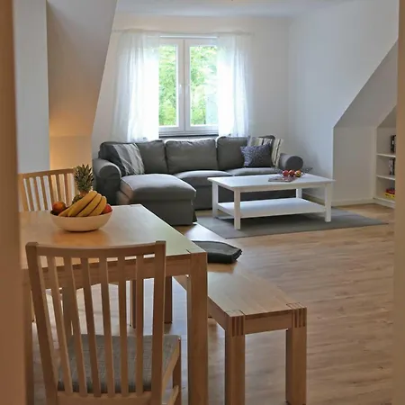 Haus Pamir We 25 